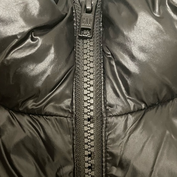 GAP Black Shiny puffer jacket - Picture 4 of 6